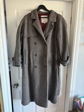 Vintage double-breasted herringbone 100% wool coat